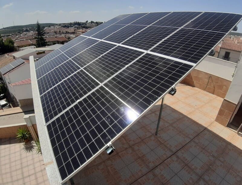Instalación de placas solares para empresas